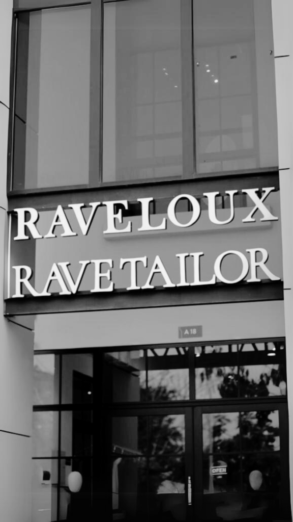 About Raveloux Company